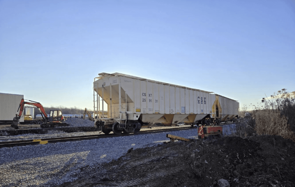 Beauharnois, QC - Railcar Storage - CN, CSX